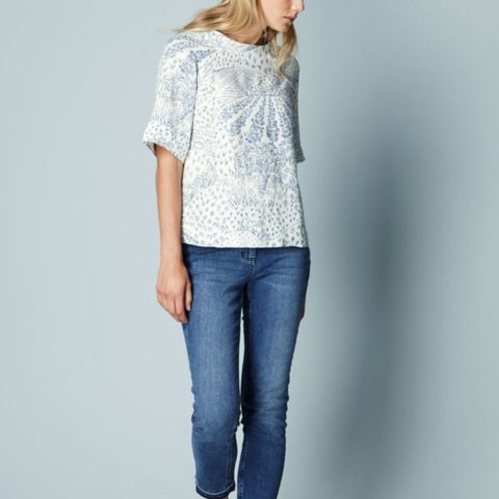 Boden White and Blue Easy Linen Short Sleeve Tee